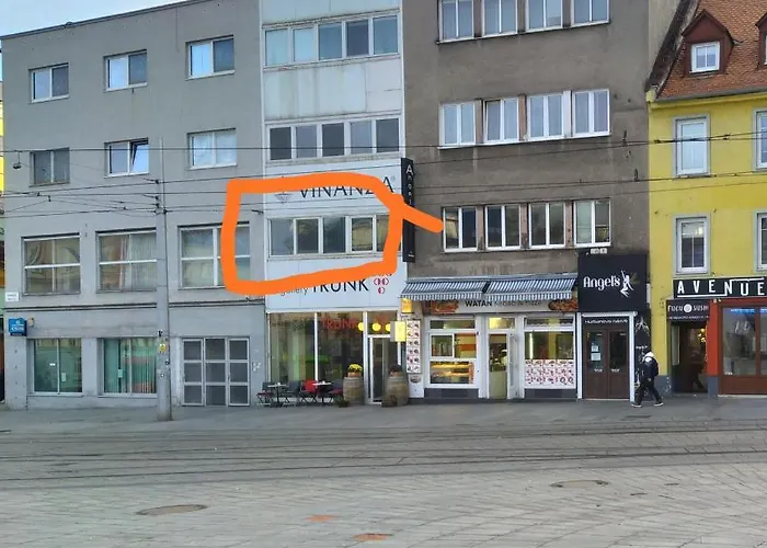 Krasny S Vyhladmi V Historickom Centre Апартаменты Братислава